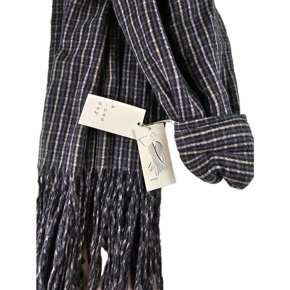 A new day plaid scarf One Size - Picture 3 of 3